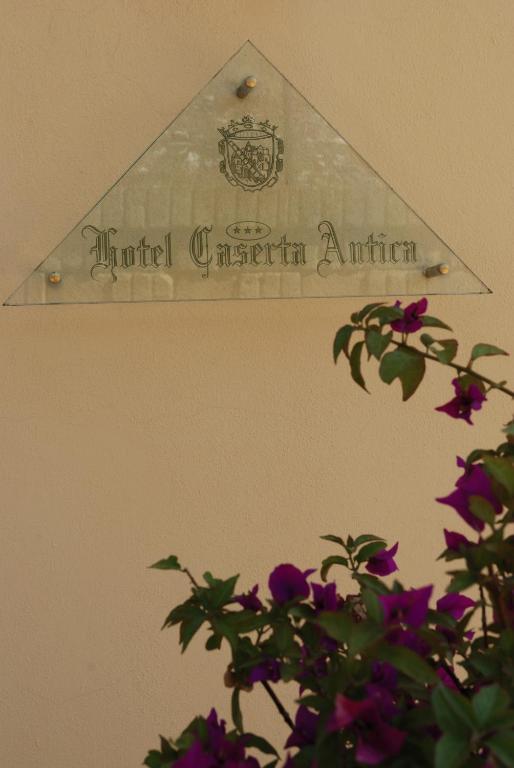 Hotel Caserta Antica ภายนอก รูปภาพ