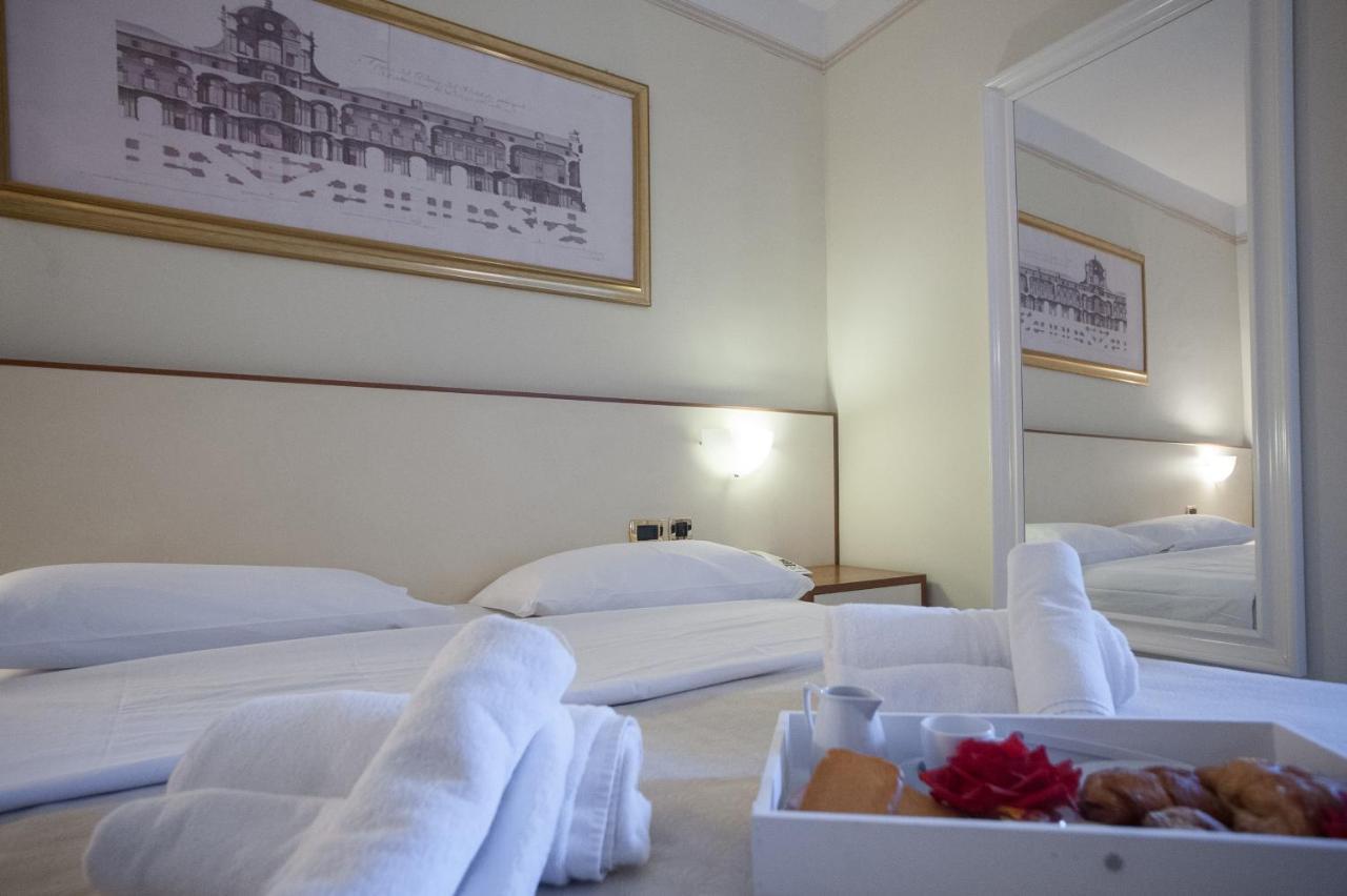 Hotel Caserta Antica ภายนอก รูปภาพ